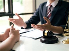 昆明企業(yè)律師 專(zhuān)業(yè)法律咨詢(xún)服務(wù)，護(hù)航企業(yè)穩(wěn)健發(fā)展